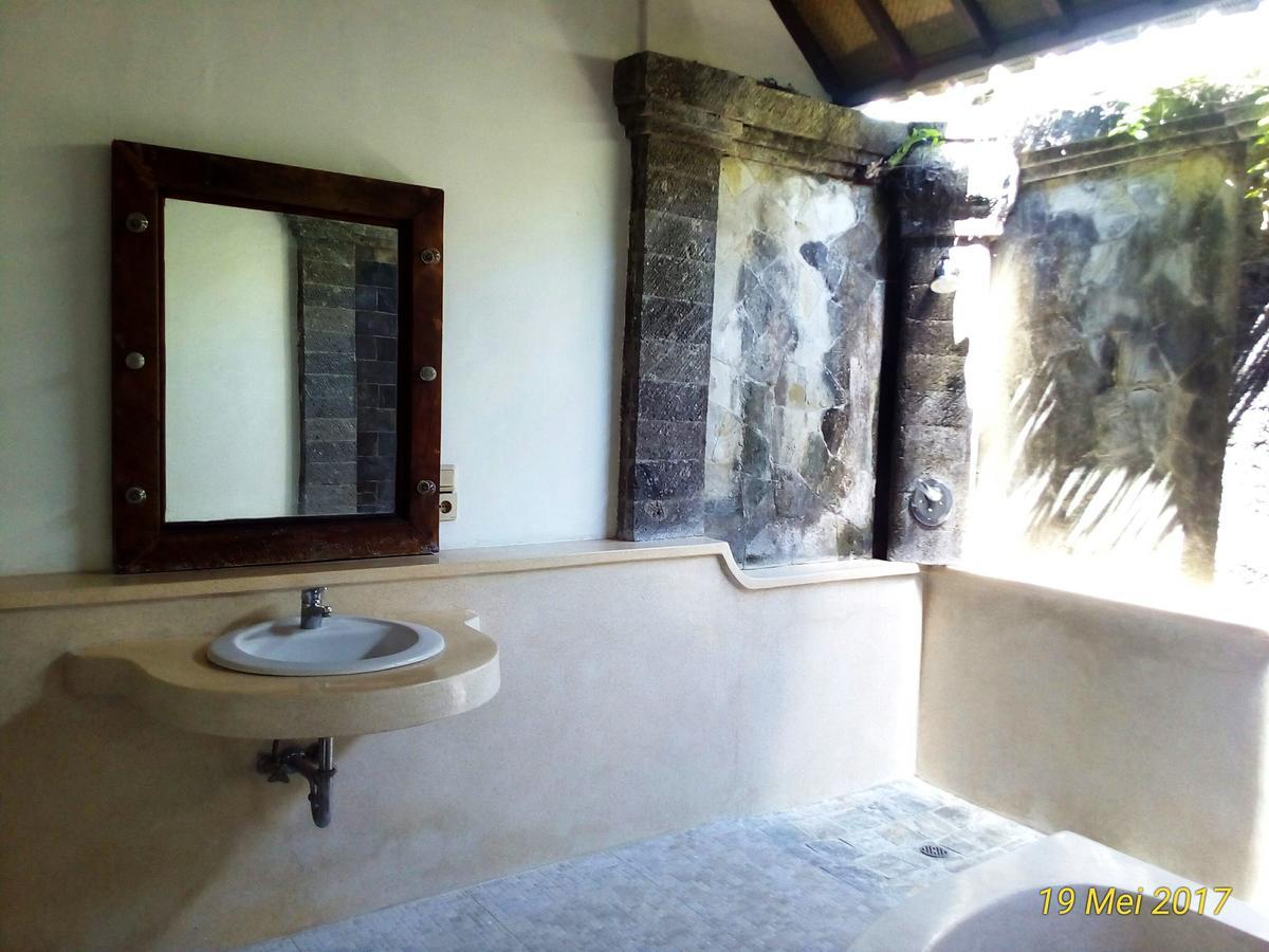 Pondok Alit Resort Seminyak Exterior foto