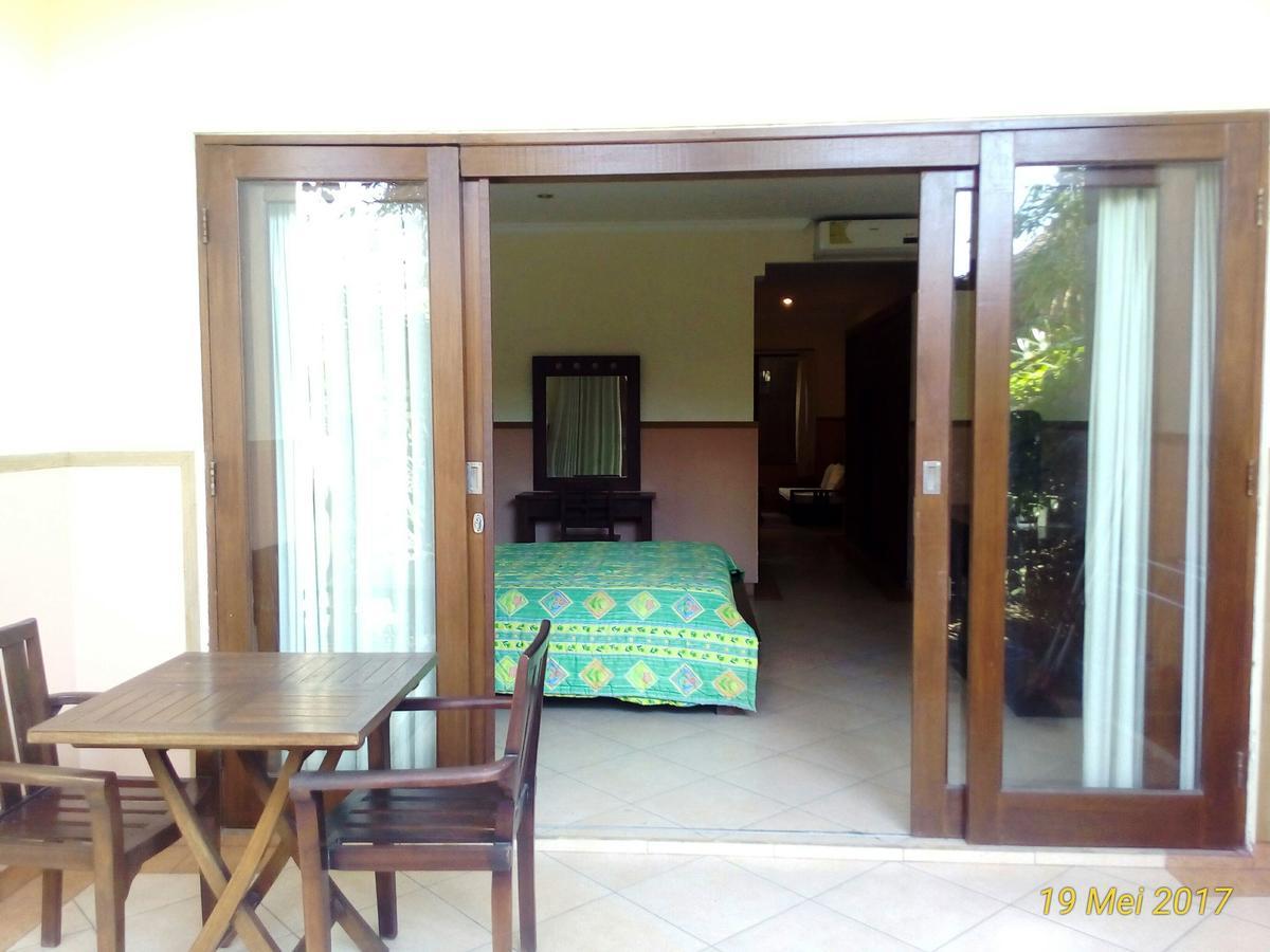 Pondok Alit Resort Seminyak Exterior foto