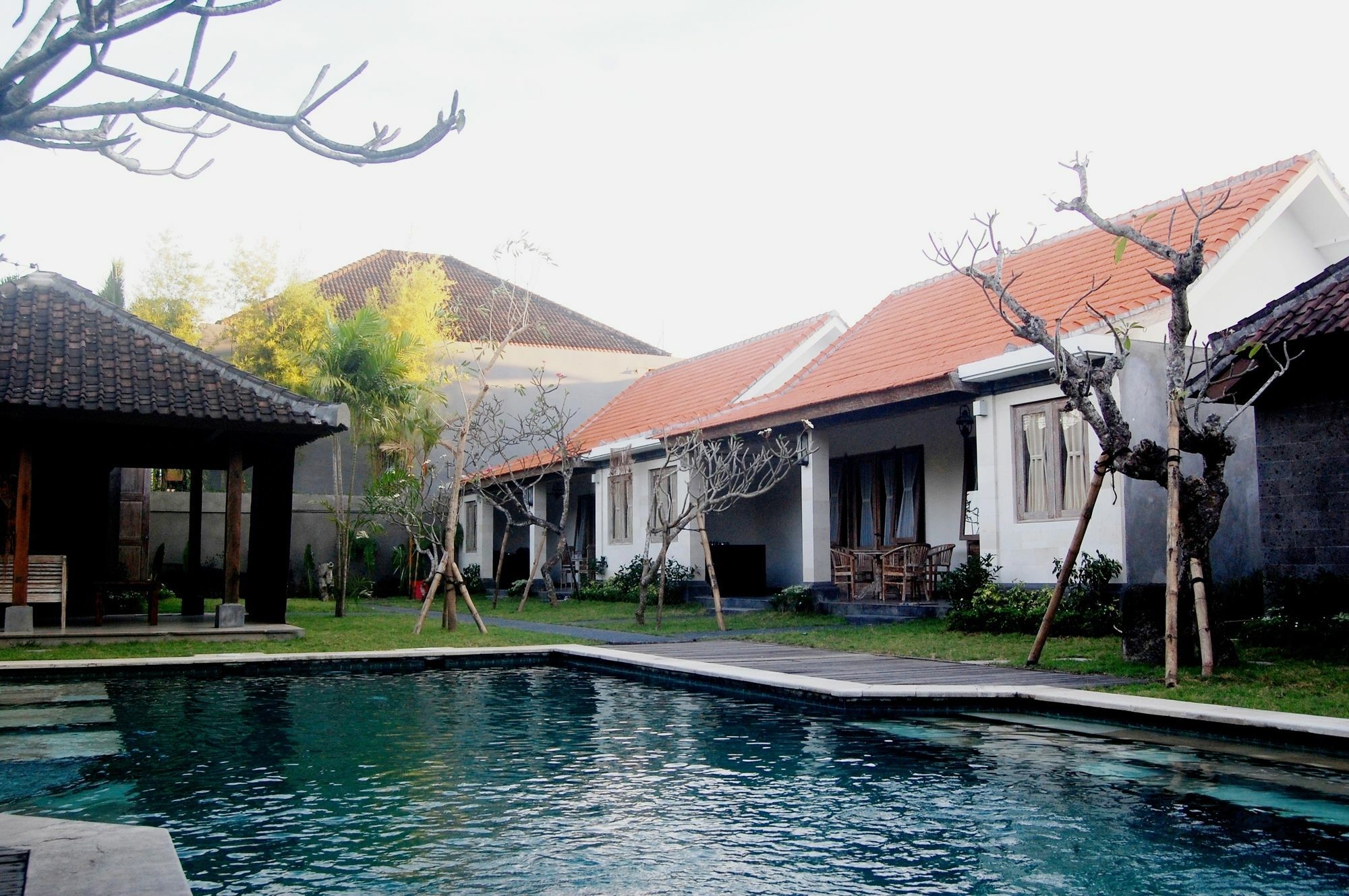 Pondok Alit Resort Seminyak Exterior foto