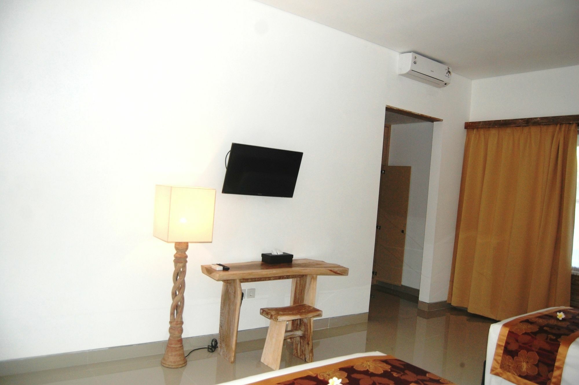 Pondok Alit Resort Seminyak Exterior foto