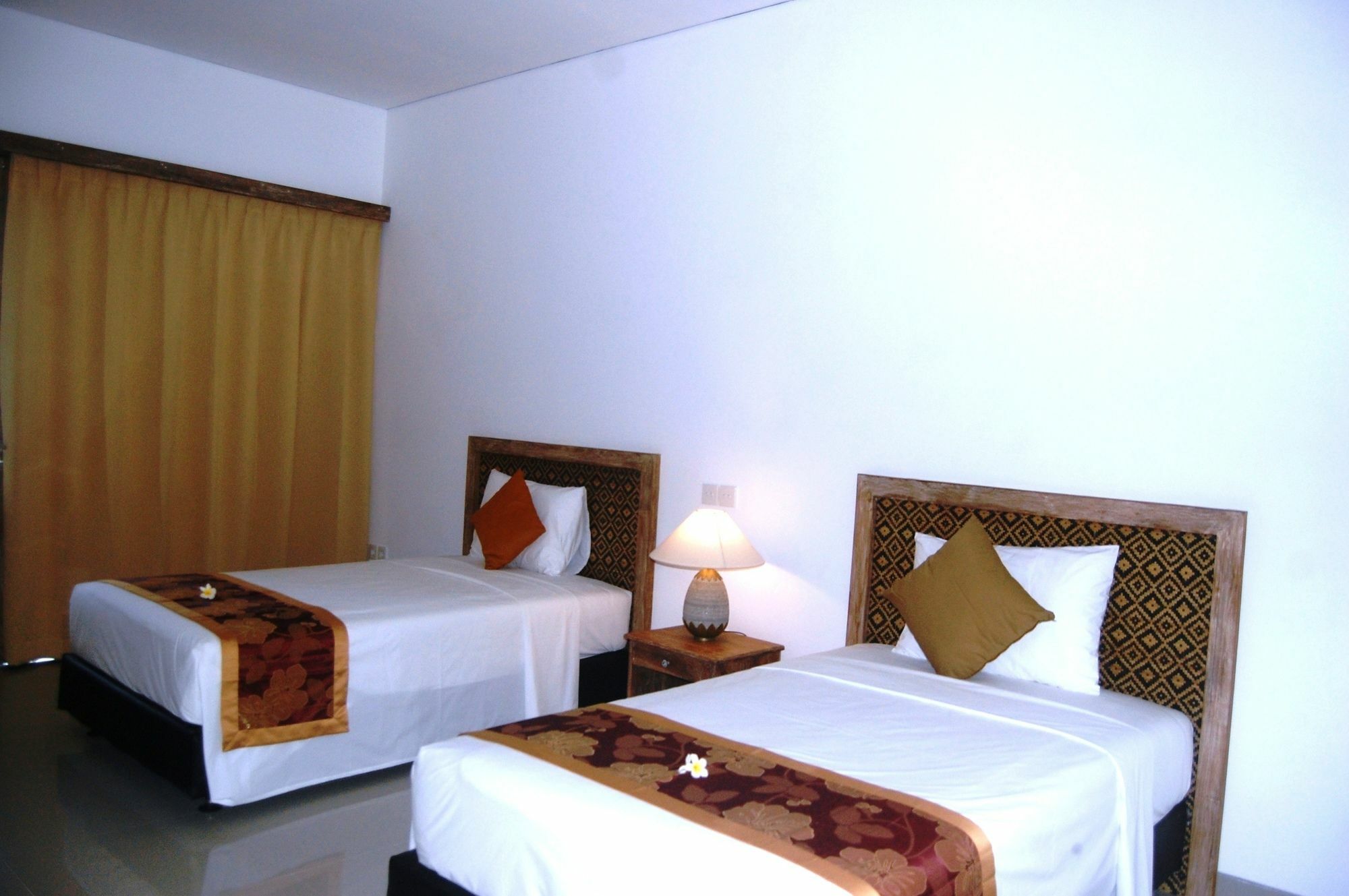 Pondok Alit Resort Seminyak Exterior foto